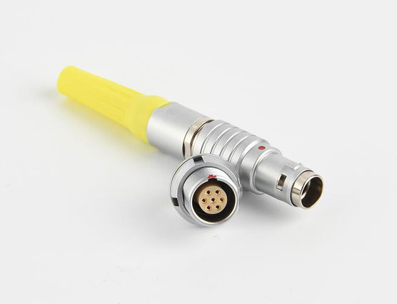 航空插頭（圓形連接器）的優(yōu)點(diǎn)和缺點(diǎn) （和矩形連接器相比）