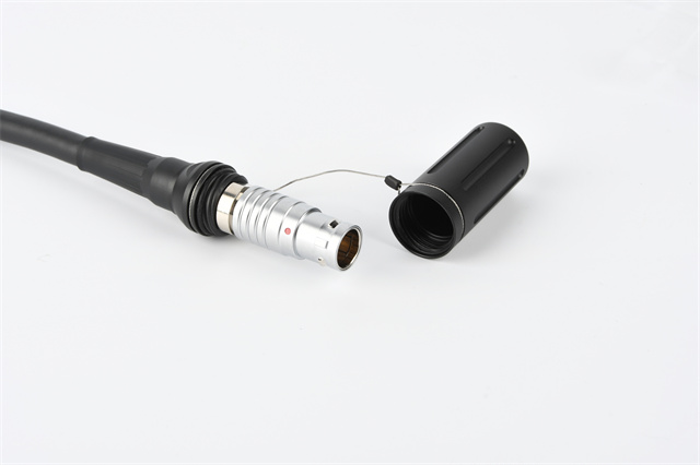 航空連接器在醫(yī)療內(nèi)窺鏡中的防水和防塵性能如何保證？